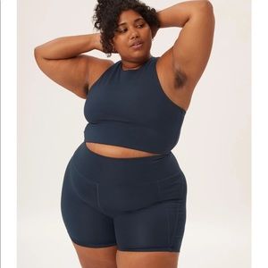 Limited Edition Girlfriend Collective Dylan Bra